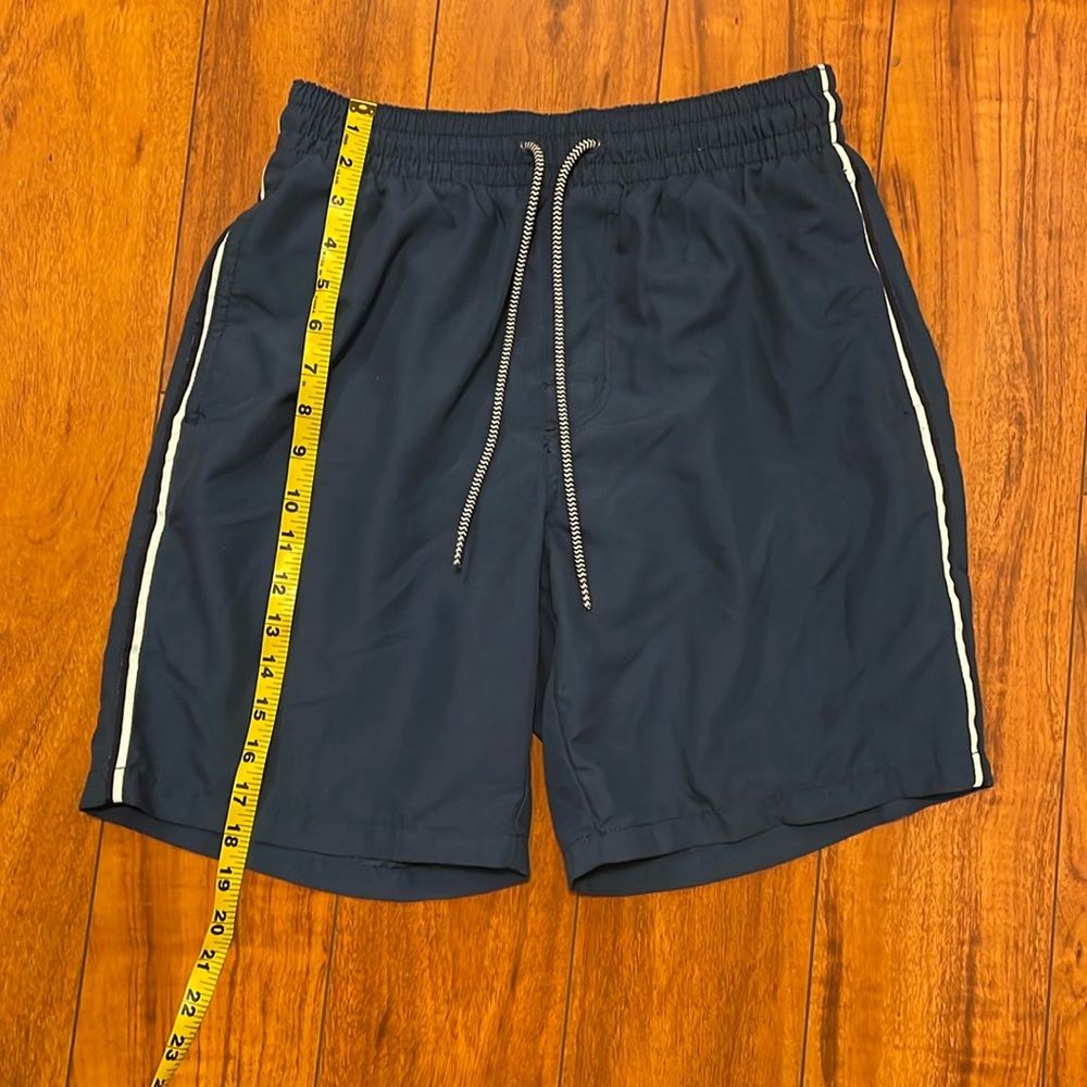 Old Navy Men’s swim trunks size Small